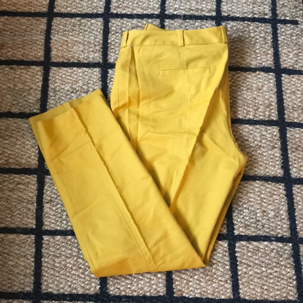 Deep mustard yellow Kenneth Cole 97% cotton pants
